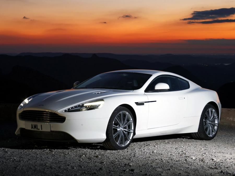  Aston Martin Virage 2011 года  (фото 50 из 55)